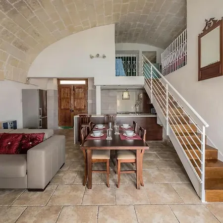 Seafront Apartment In Valletta Exterior photo